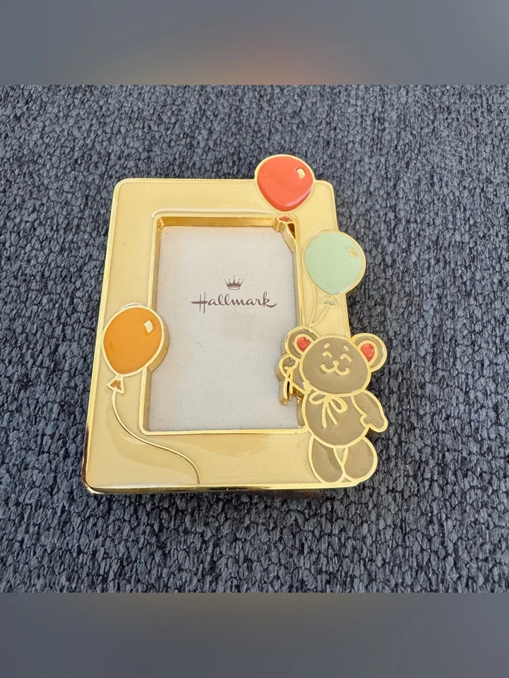 VTG 1982 Hallmark Gold miniature Frame Teddy Bear with Orange Pale Green Balloon